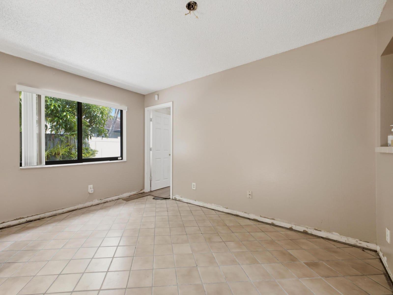 5088 NW 5TH Street — photo 10