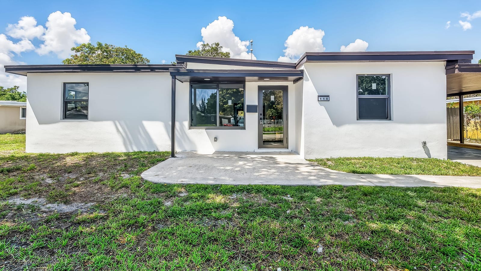 118 NEWTON Road — photo 4
