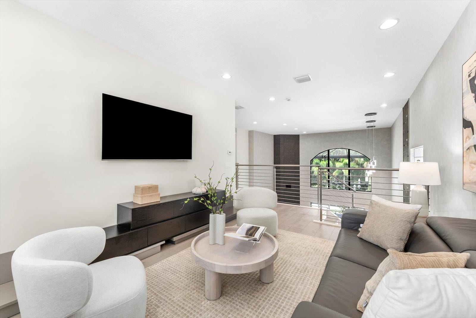 8159 Hutchinson Court — photo 11