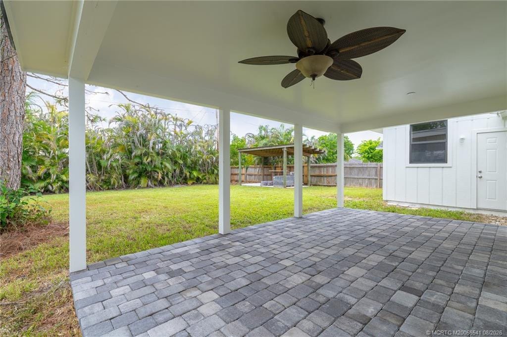 8300 SE Camellia Drive, Hobe Sound, FL 33455 photo 19