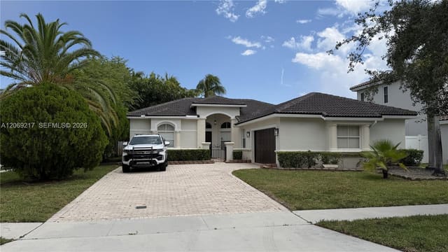 19089 NW 23rd Court, Pembroke Pines, FL 33029