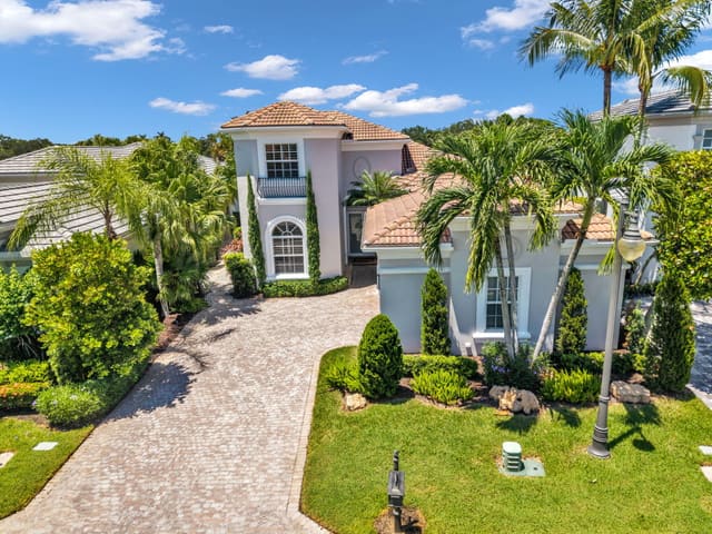 131 Porto Vecchio Way, sold in ZIP 33418, Palm Beach Gardens, FL