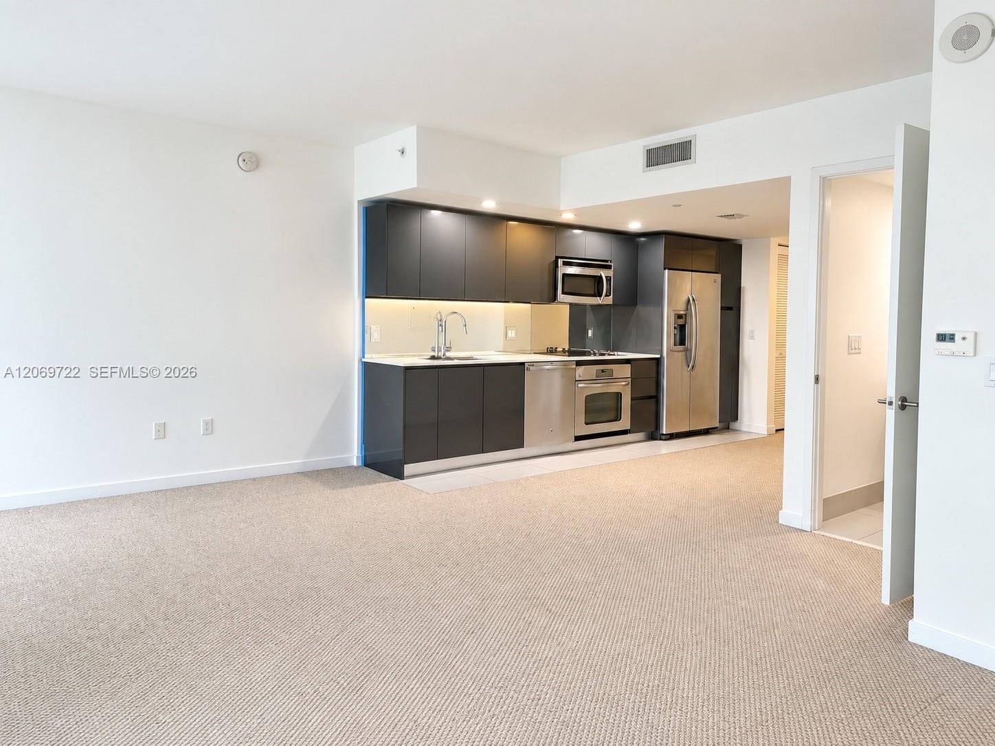 31 SE 6th Street 405 — photo 3