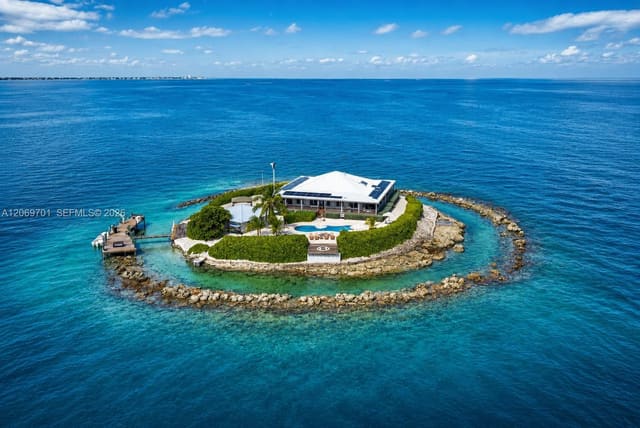 1 E Sister Rck Island, Marathon, FL 33050