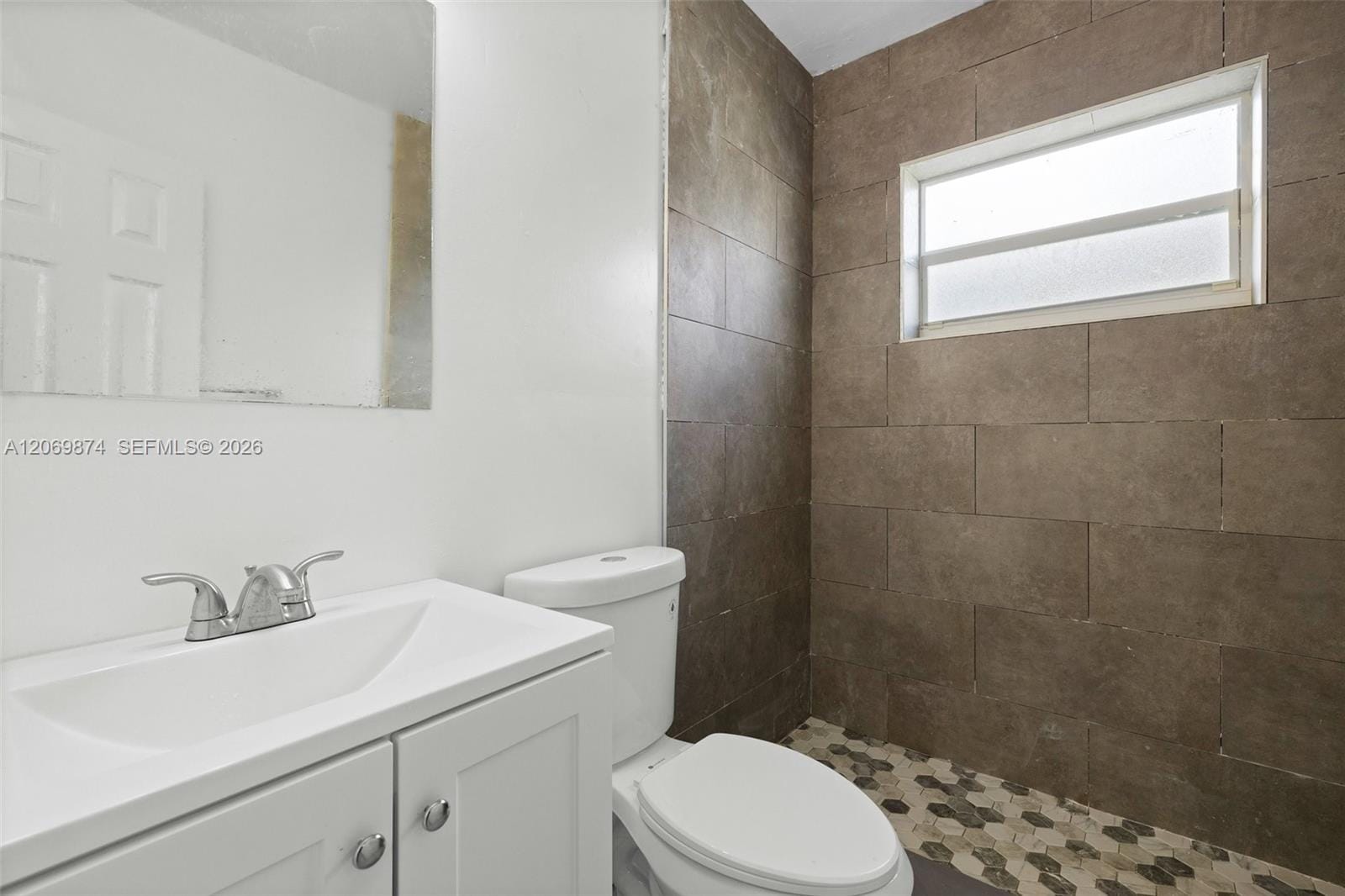7721 Dickens Avenue 6 — photo 12