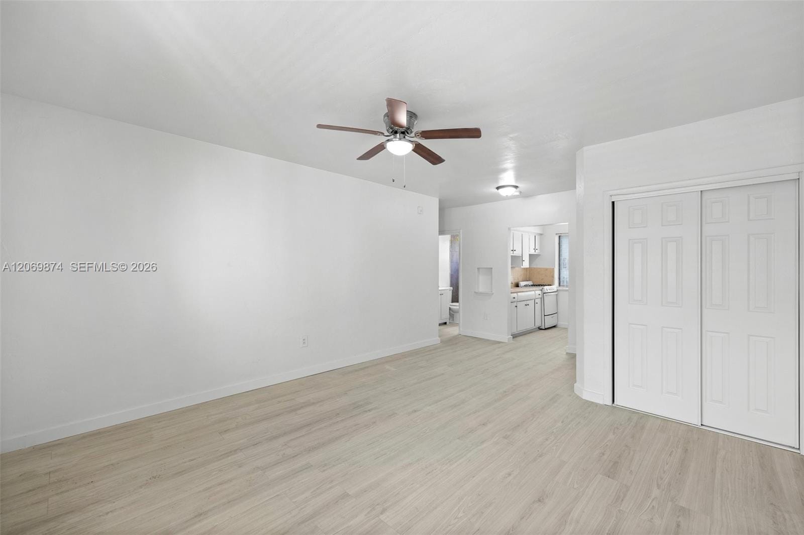 7721 Dickens Avenue 6 — photo 5