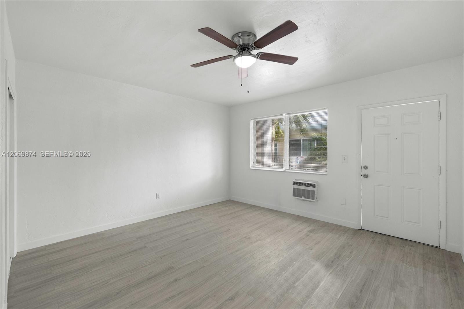 7721 Dickens Avenue 6 — photo 8