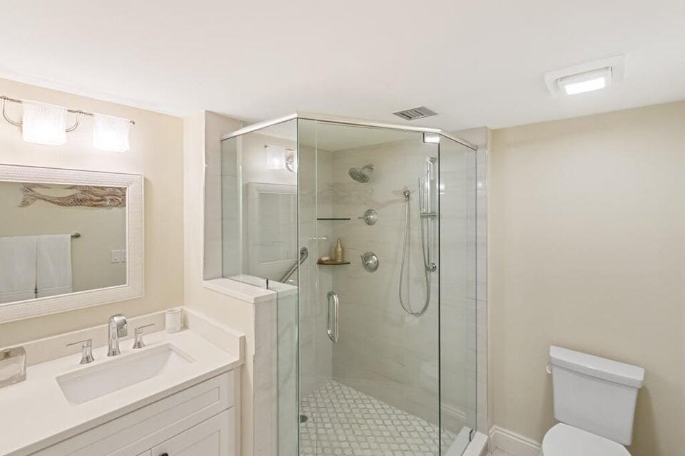2101 Marina Isle Way 203, Jupiter, FL 33477 photo 17