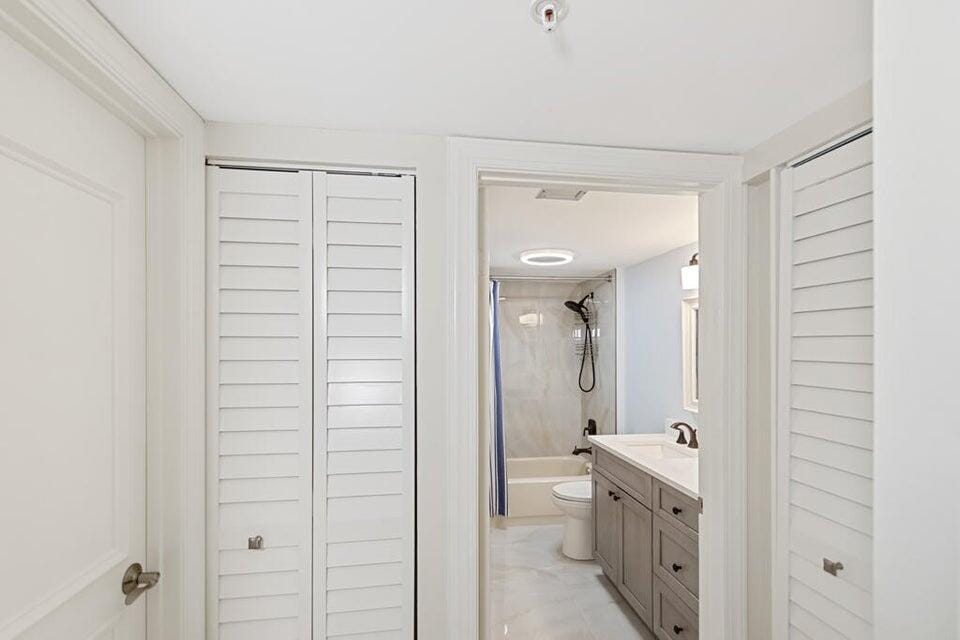 2101 Marina Isle Way 203, Jupiter, FL 33477 photo 19