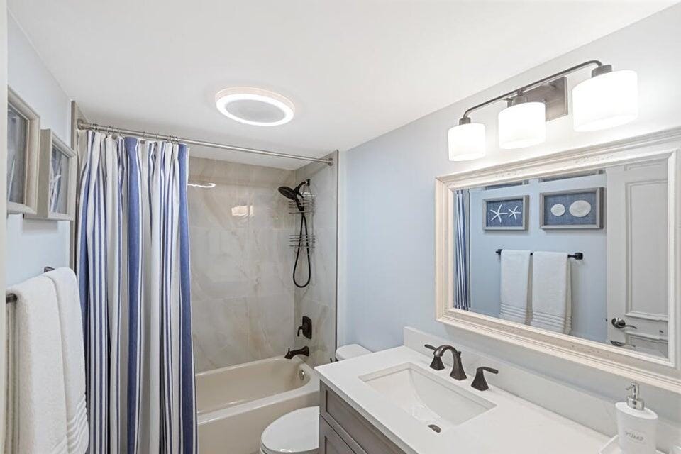2101 Marina Isle Way 203, Jupiter, FL 33477 photo 21