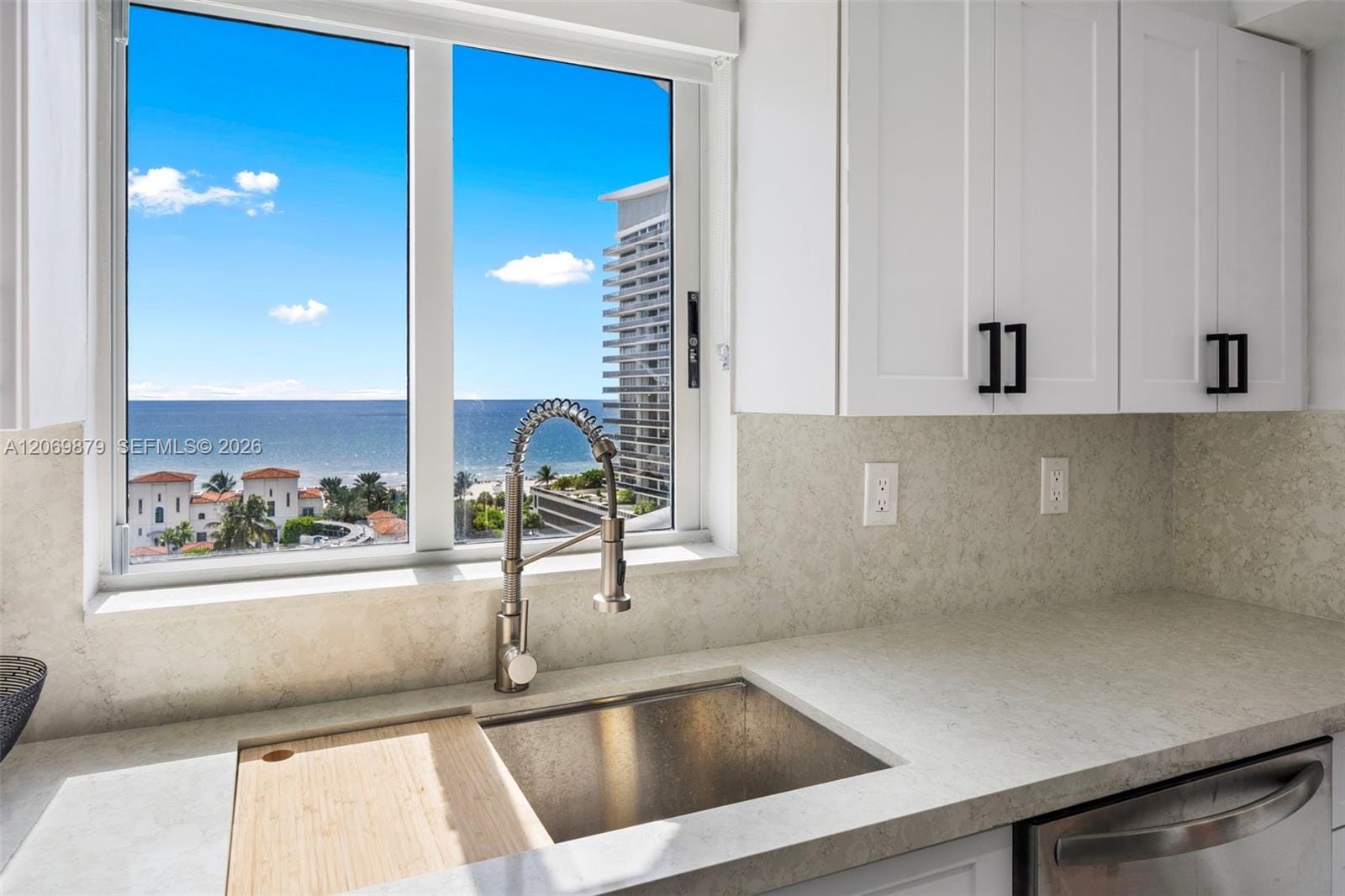 5900 Collins Avenue 1204, Miami Beach, FL 33140 photo 13