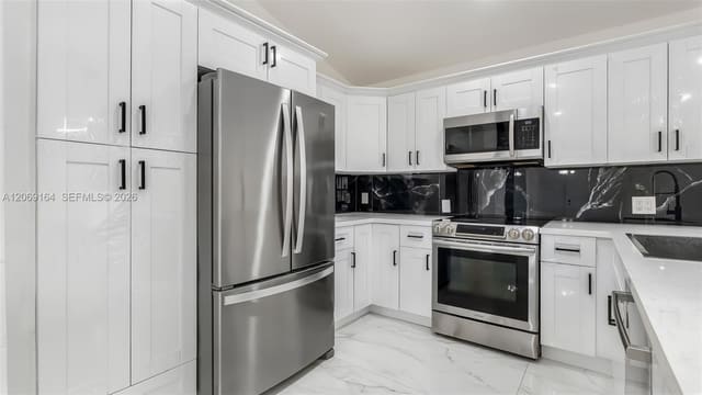 2421 SW 84th Terrace, Miramar, FL 33025