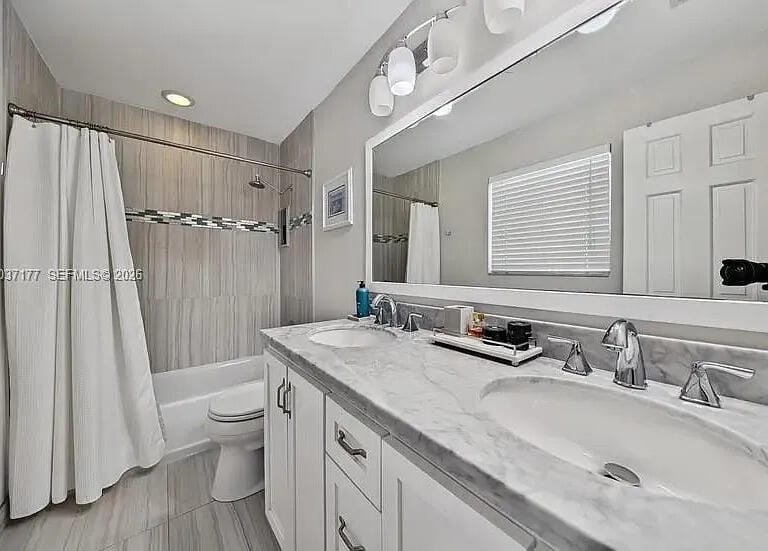 2125 NE 17TH Terrace — photo 9