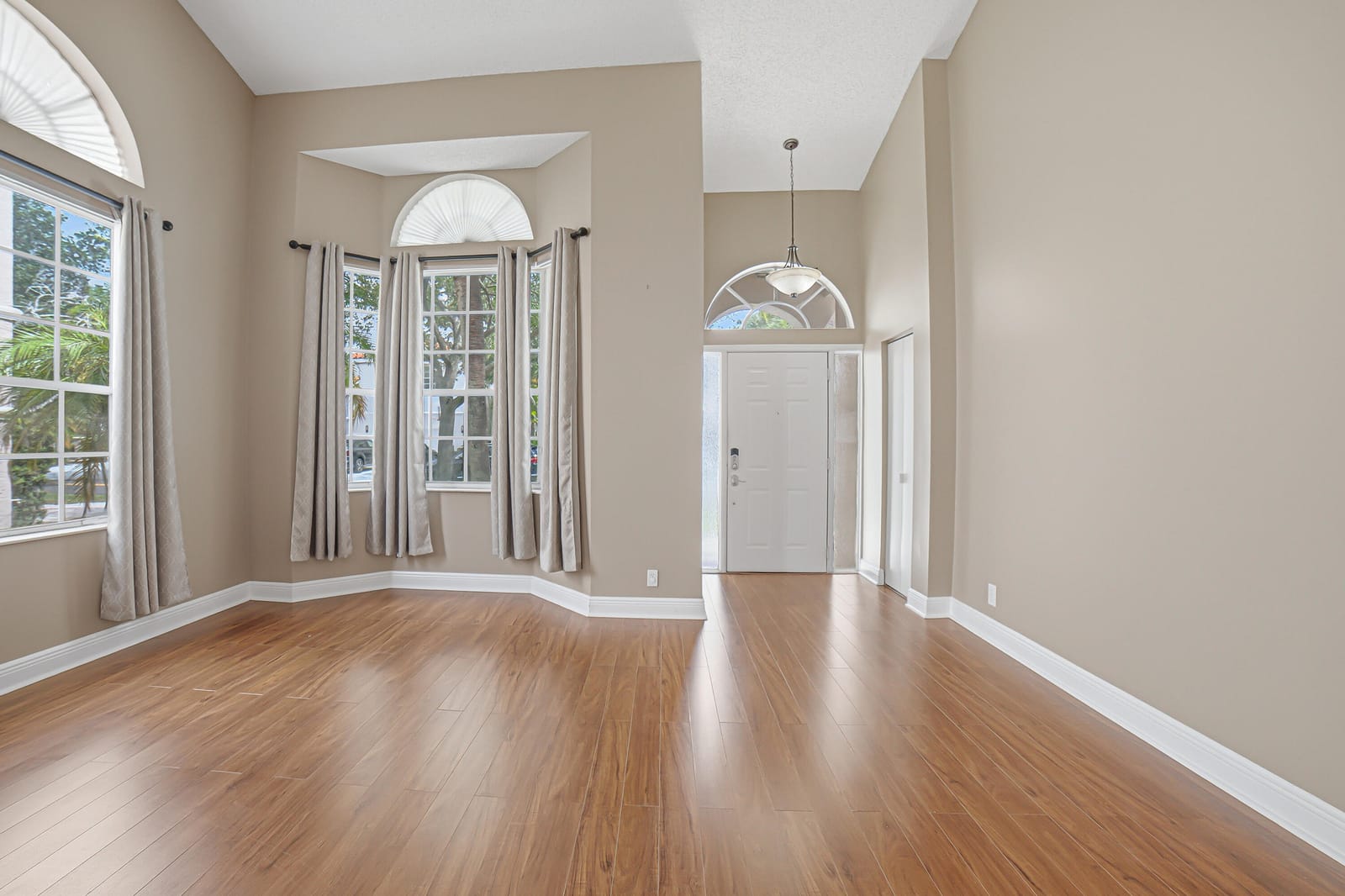 10682 NW 48TH Street, Coral Springs, FL 33076 photo 4