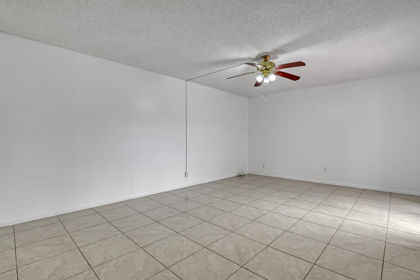 6335 Red Pine Lane A — photo 4