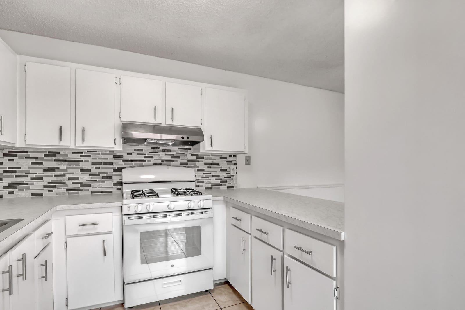 6335 Red Pine Lane A — photo 10