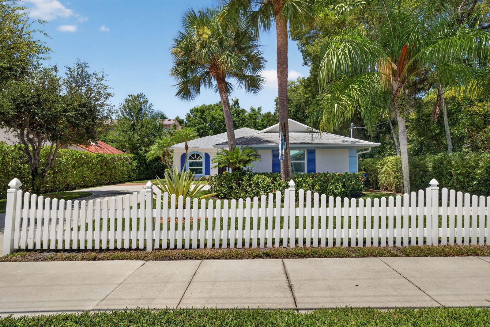 974 SE SAINT LUCIE Boulevard — photo 3