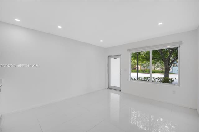 801 15th Street 108, Miami Beach, FL 33139