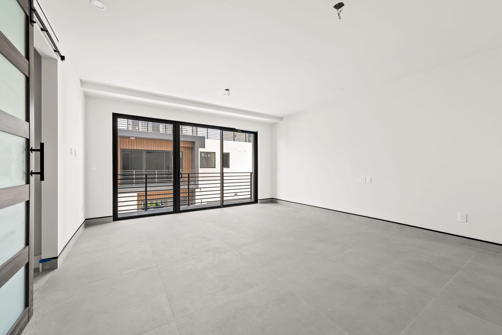 855 SW 14th Court 855 — photo 11