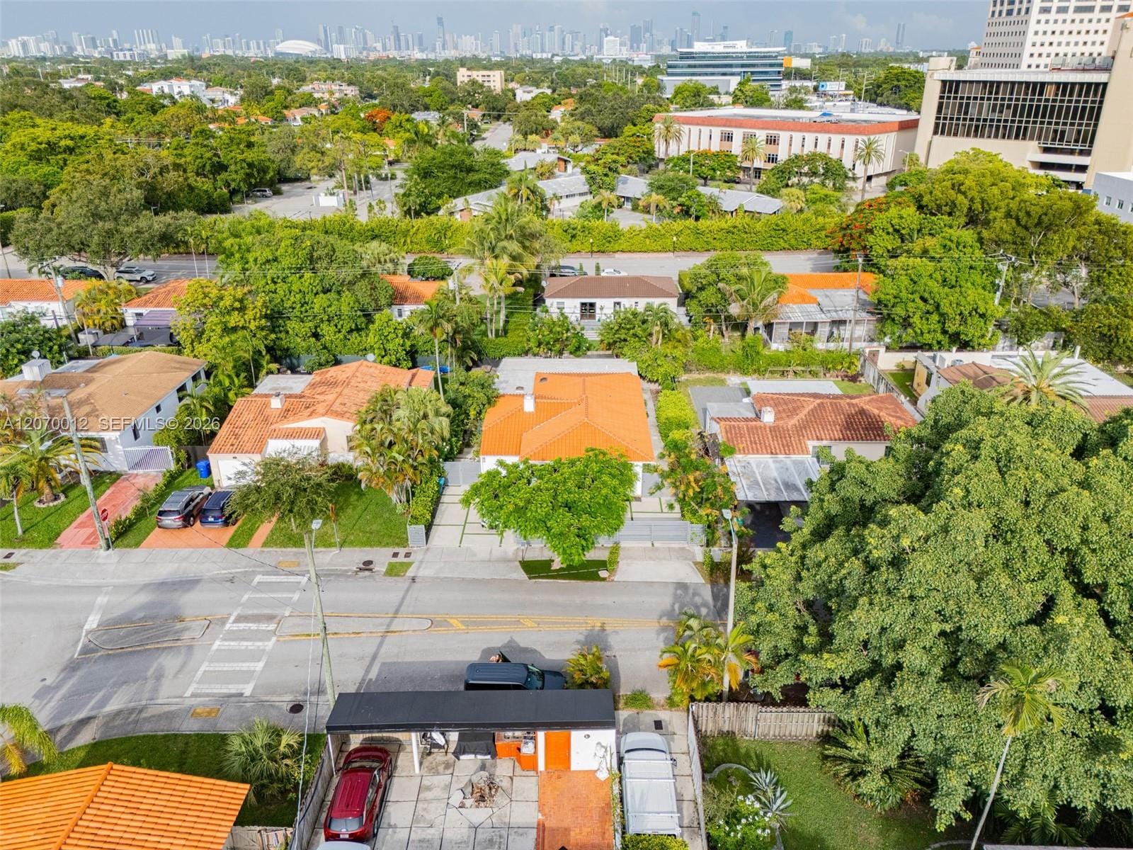 619 SW 39th Avenue, Miami, FL 33134 photo 4