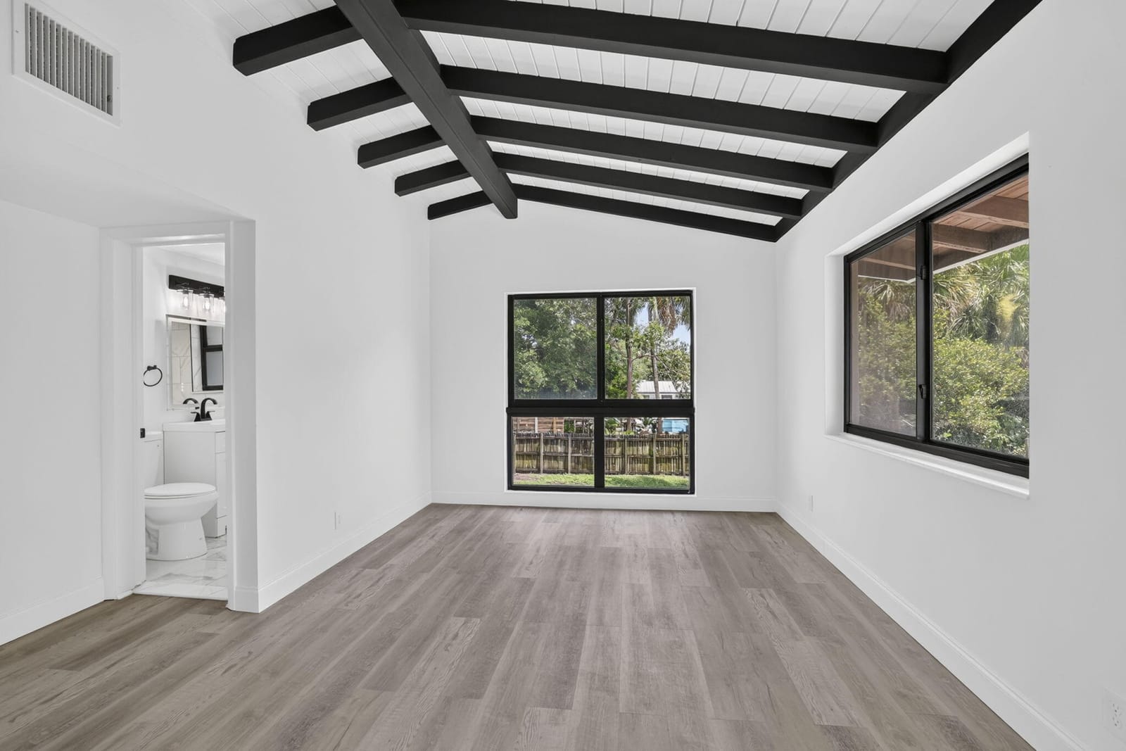 1701 SW 4TH Court — photo 10