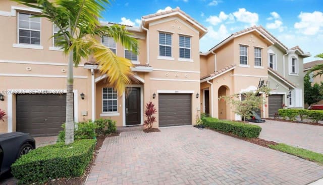 1443 SE 26th Avenue, sold in Keys Garden, Homestead, FL