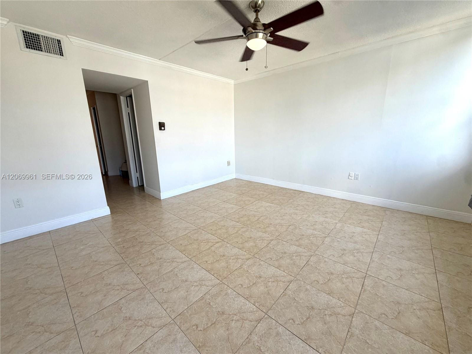 1660 NE 191st Street 406-1 — photo 10