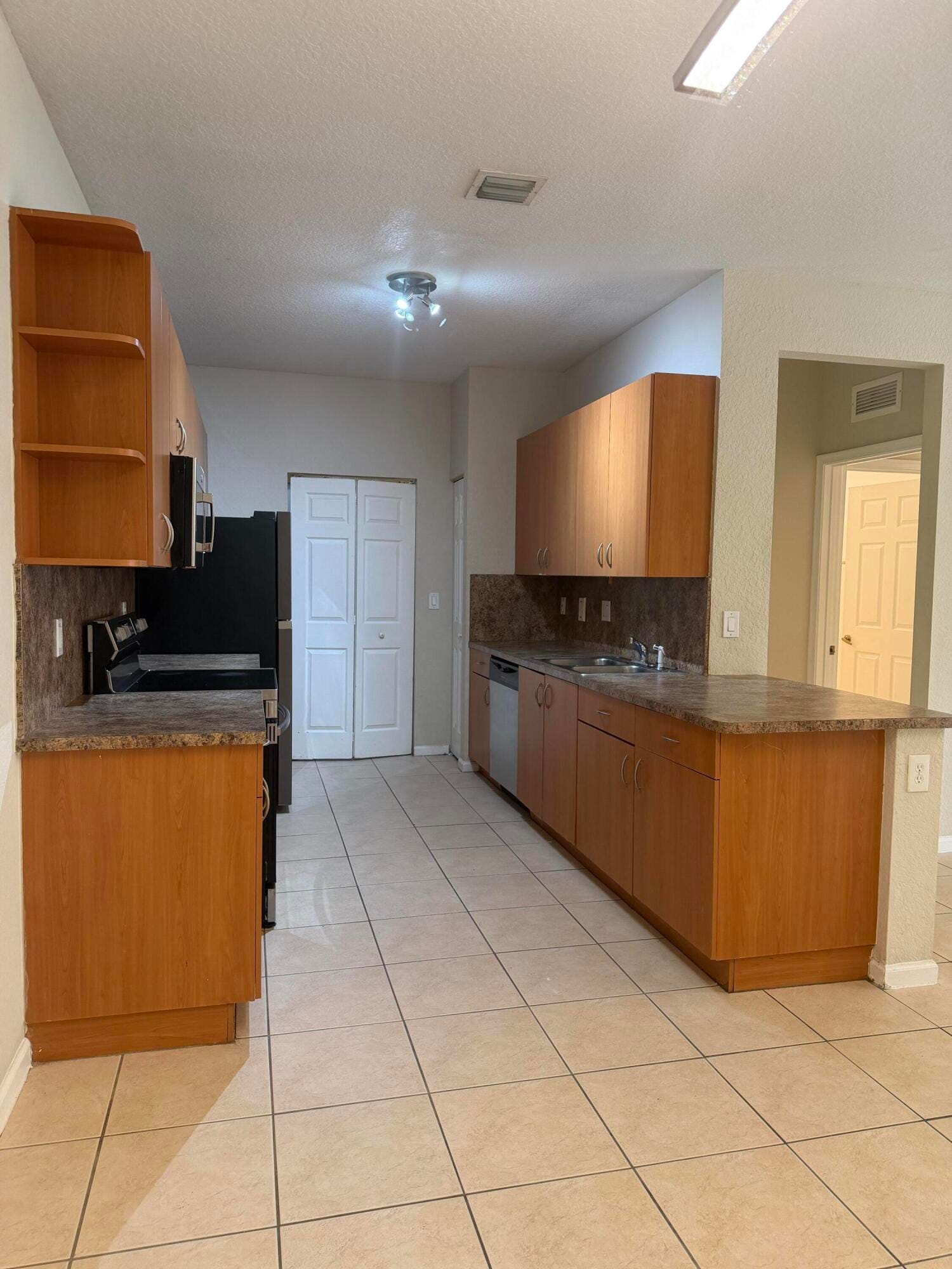 3553 Forest Hill Boulevard 45, Palm Springs, FL 33406 photo 4