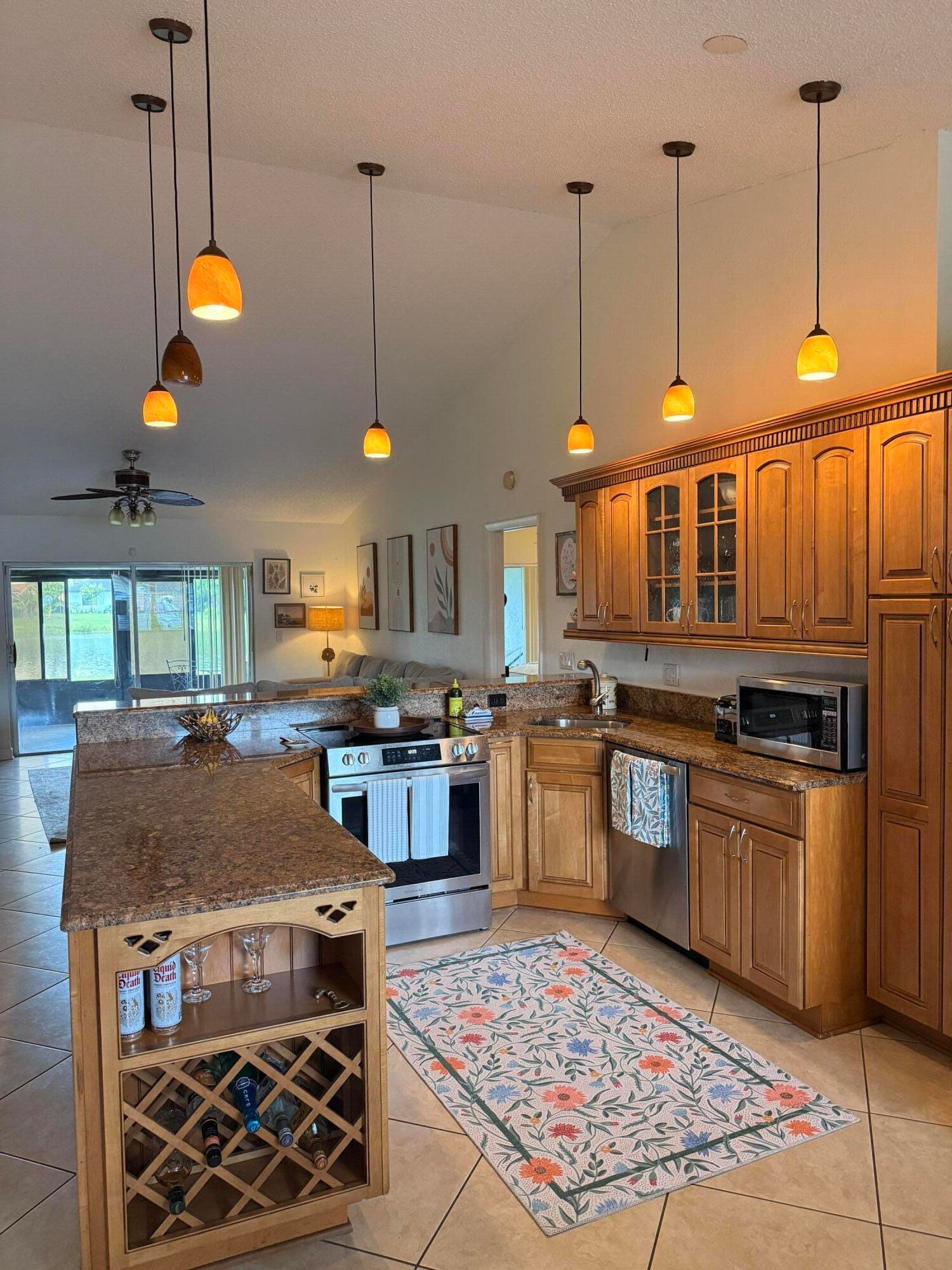 8499 Lakepoint Court — photo 2