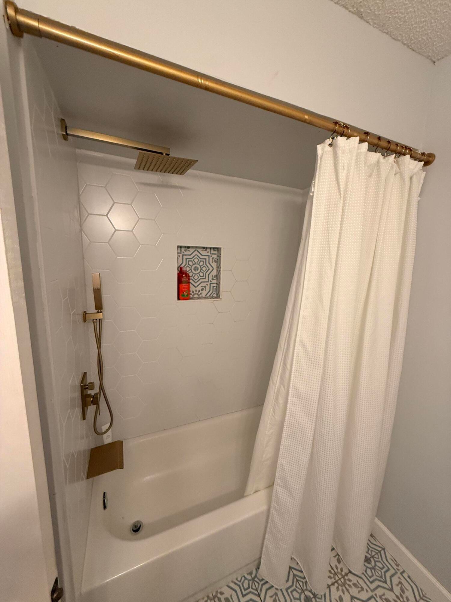 8499 Lakepoint Court — photo 9