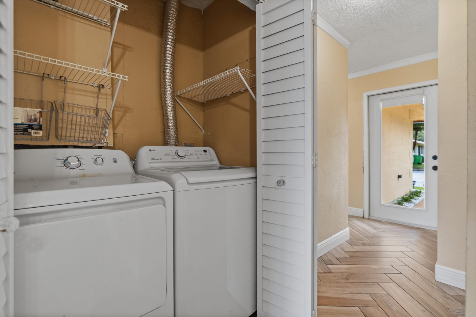 10927 NW 29TH Court, Sunrise, FL 33322 photo 16