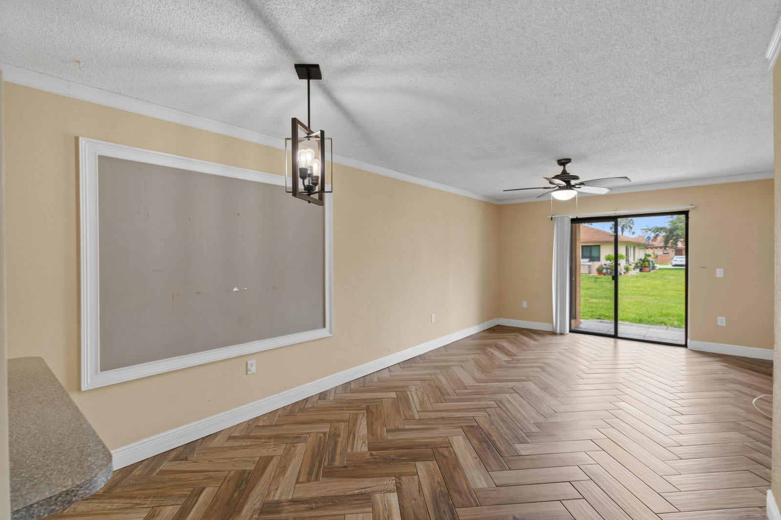 10927 NW 29TH Court, Sunrise, FL 33322 photo 7