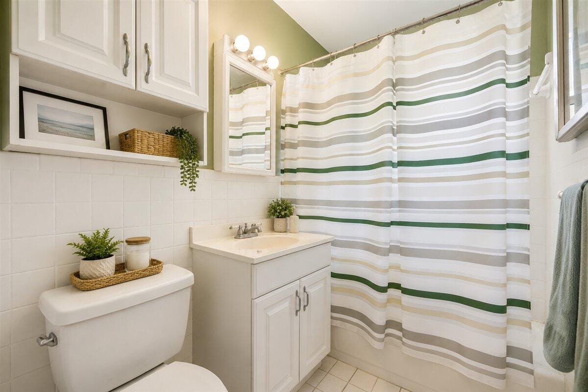 7902 HAMILTON Avenue, Fort Pierce, FL 34951 photo 24