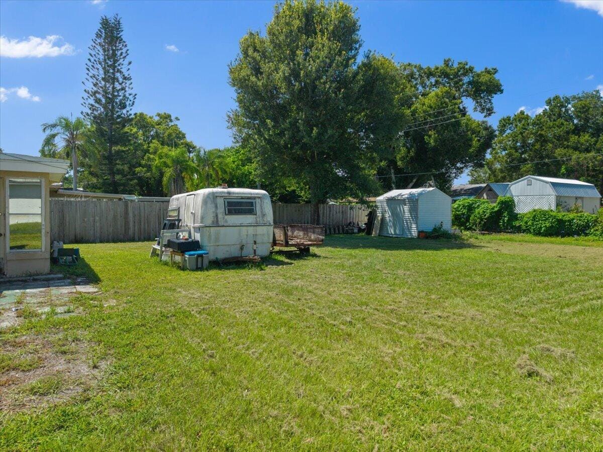 7902 HAMILTON Avenue, Fort Pierce, FL 34951 photo 30