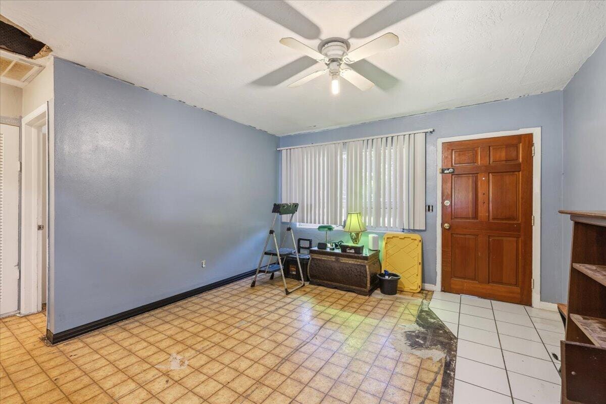 7902 HAMILTON Avenue, Fort Pierce, FL 34951 photo 6