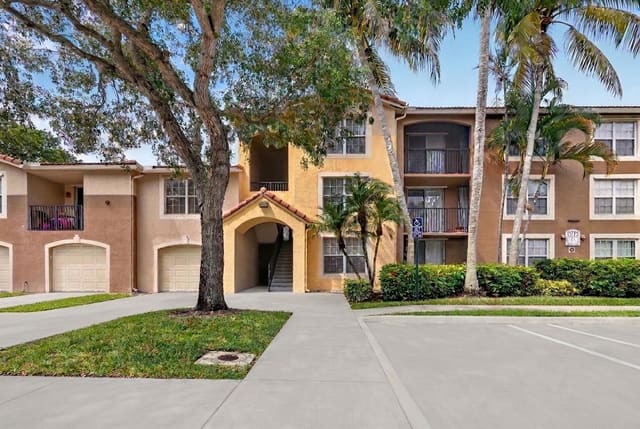 15185 MICHELANGELO Boulevard 102, Delray Beach, FL 33446