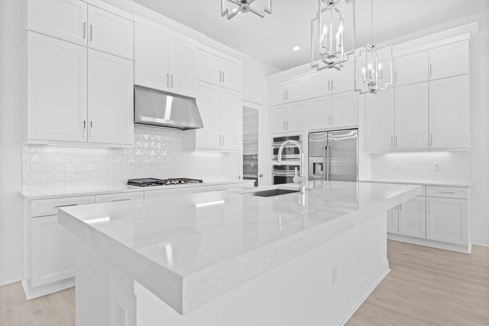 5080 Rivo Alto Circle — photo 6