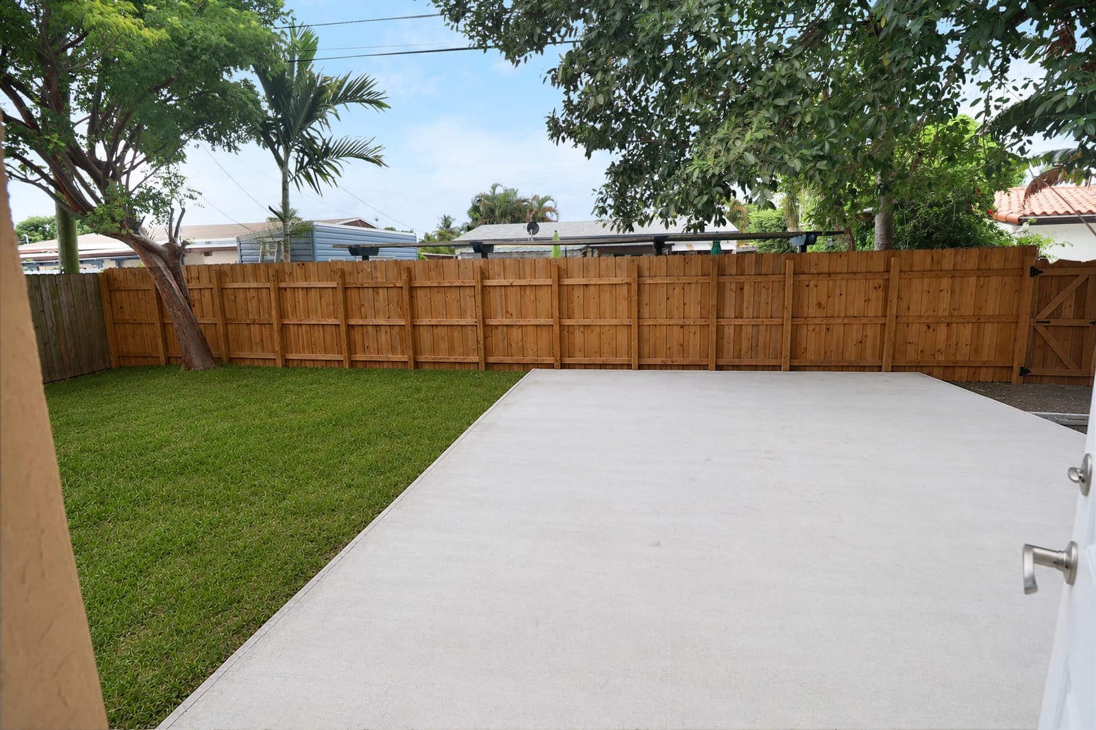 5249 NE 4TH Terrace, Oakland Park, FL 33334 photo 23