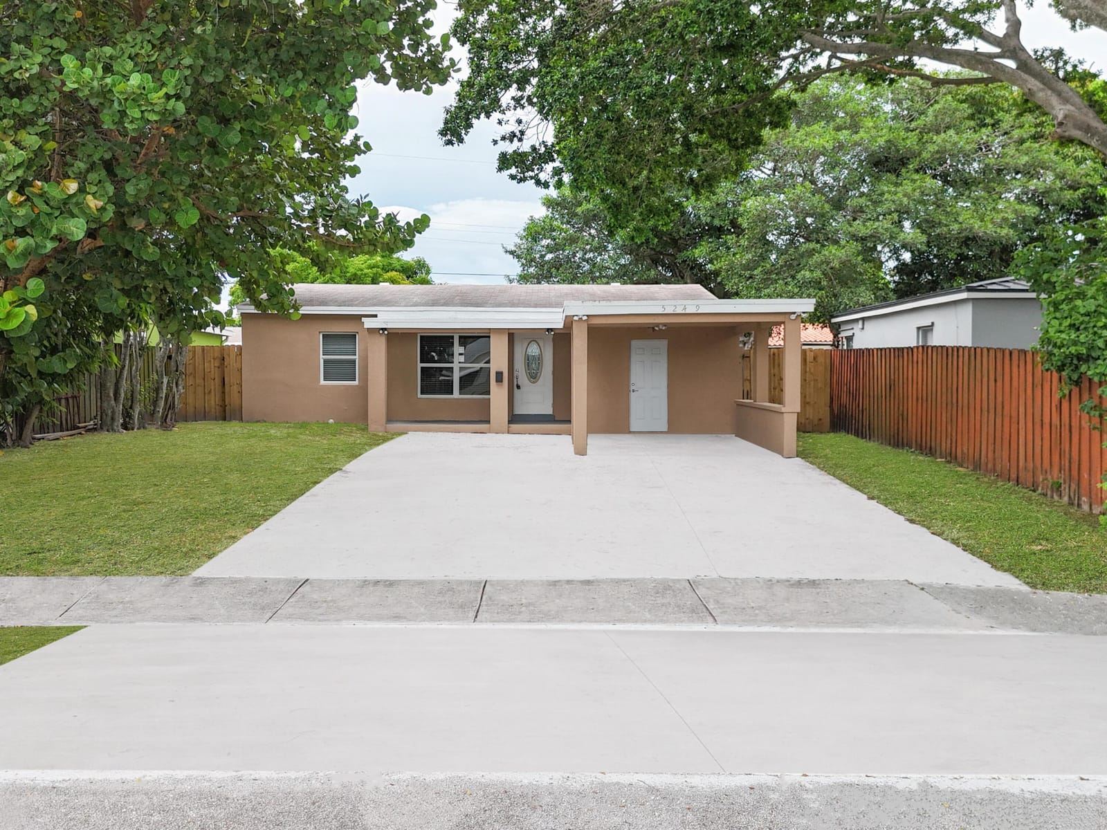 5249 NE 4TH Terrace, Oakland Park, FL 33334 photo 29