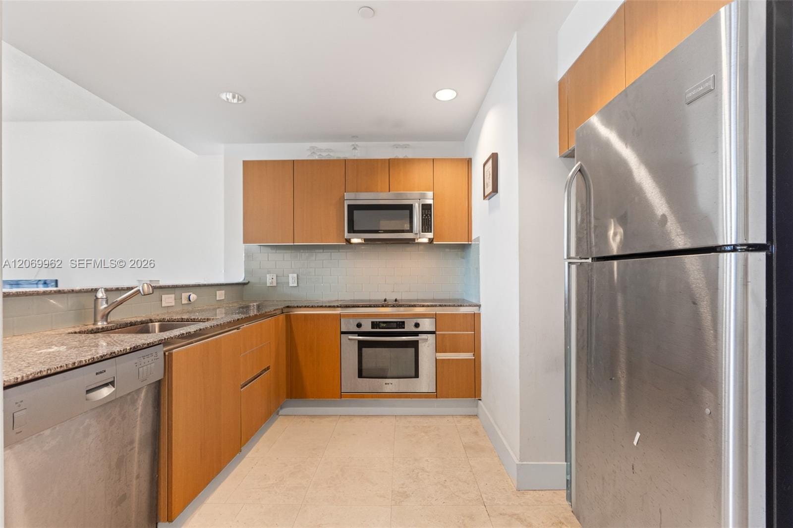 1050 Brickell Avenue 2112, Miami, FL 33131 photo 19