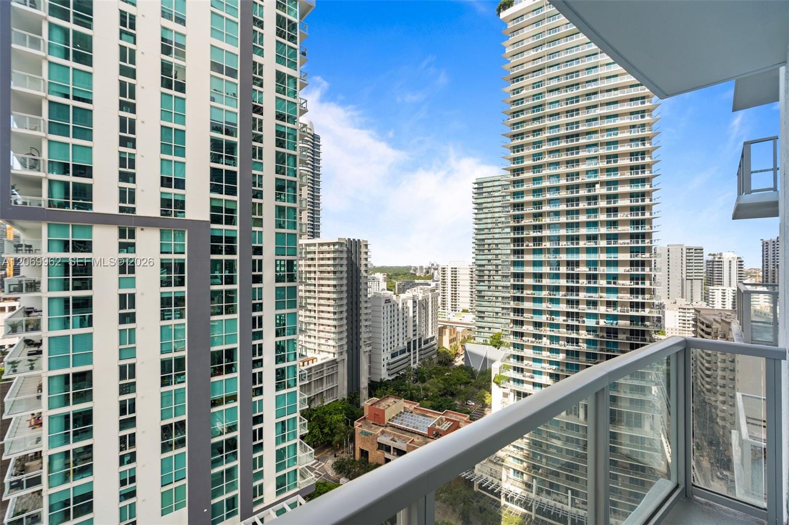 1050 Brickell Avenue 2112, Miami, FL 33131 photo 6