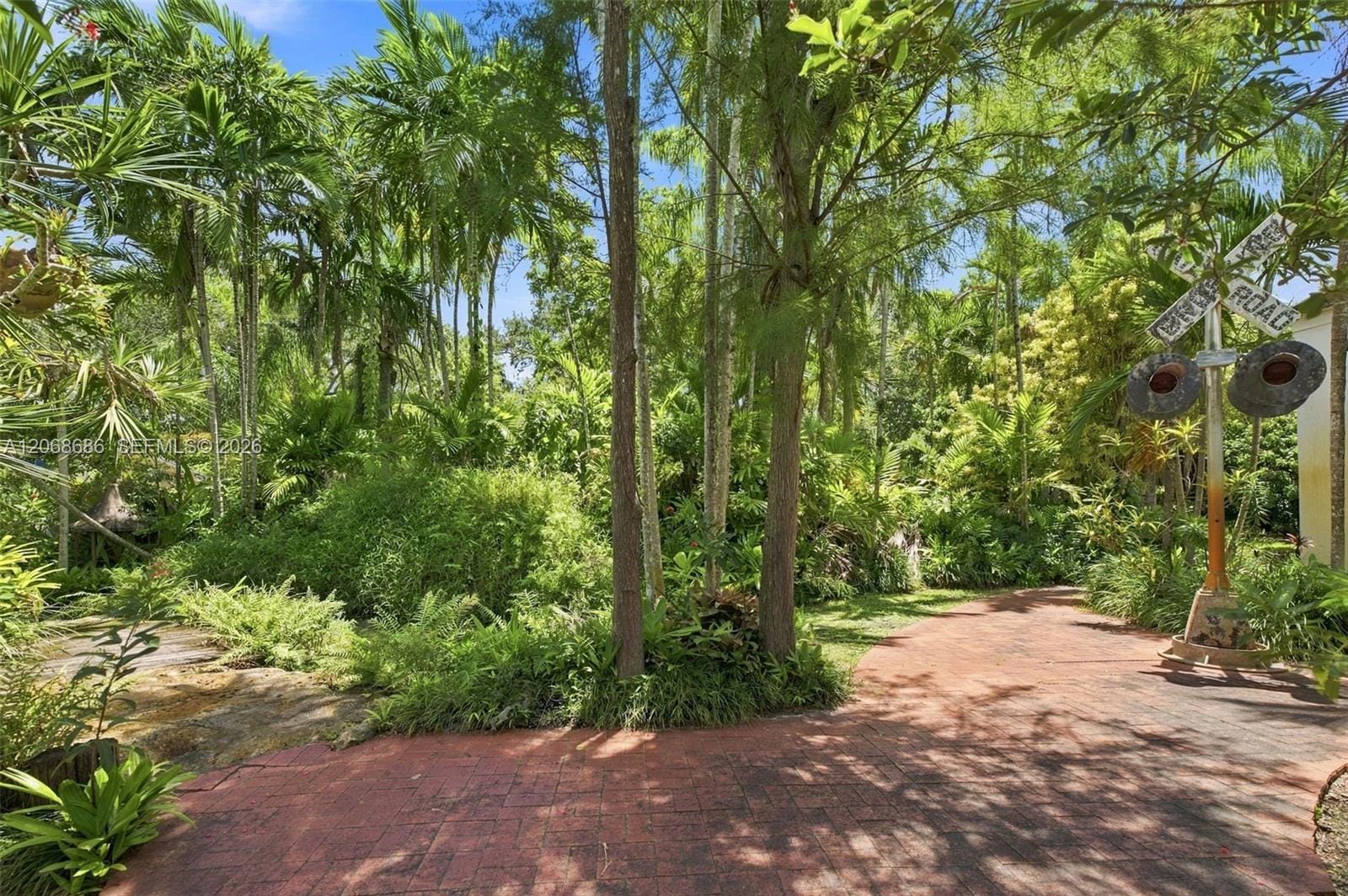 5885 SW 56th Street, Miami, FL 33155 photo 12