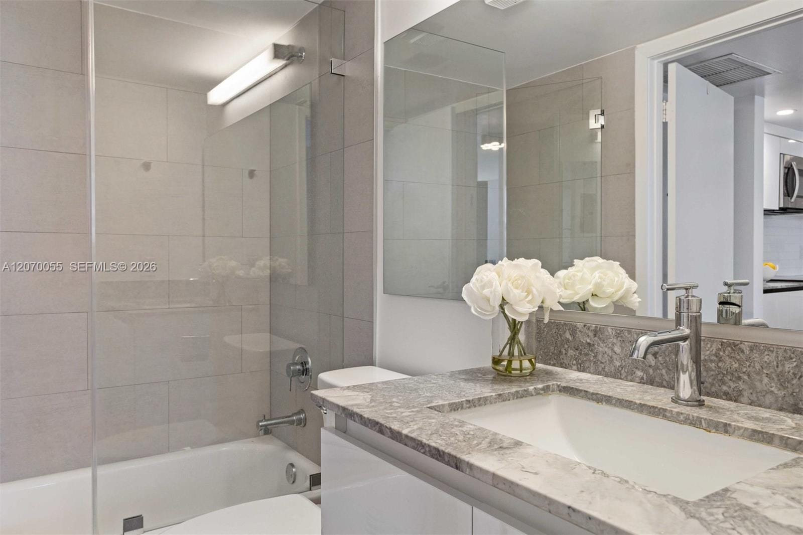 540 Brickell Key Drive 1519, Miami, FL 33131 photo 24