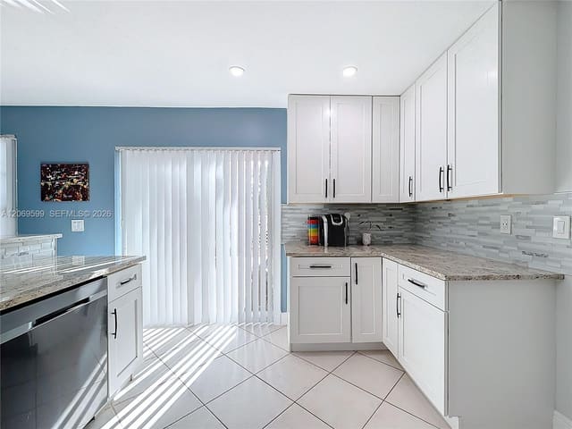 10977 Long Boat Drive 10977, sold in Embassy Lakes Phase Ii, Cooper City, FL