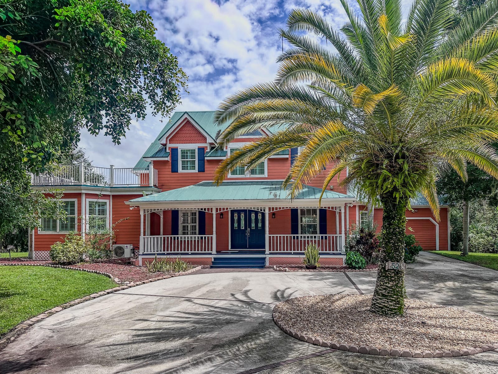 521 SW MARION Court — photo 2