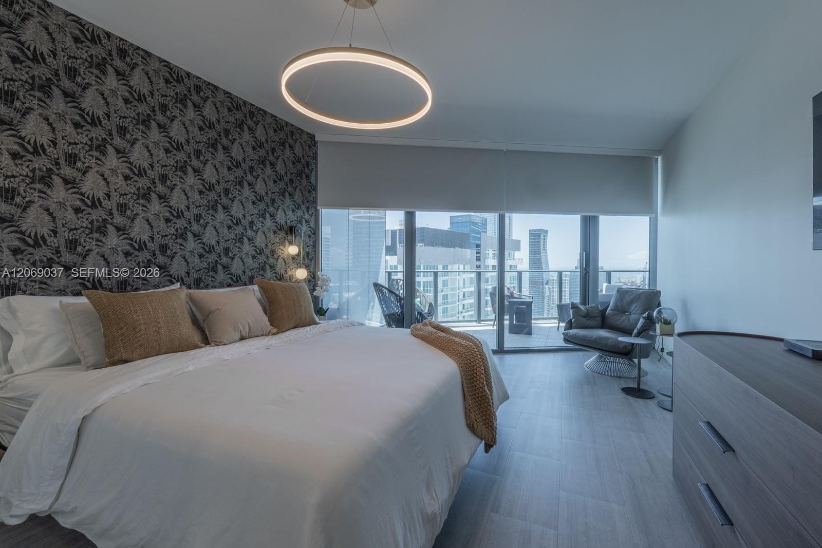1000 Brickell Plaza 4502 — photo 8