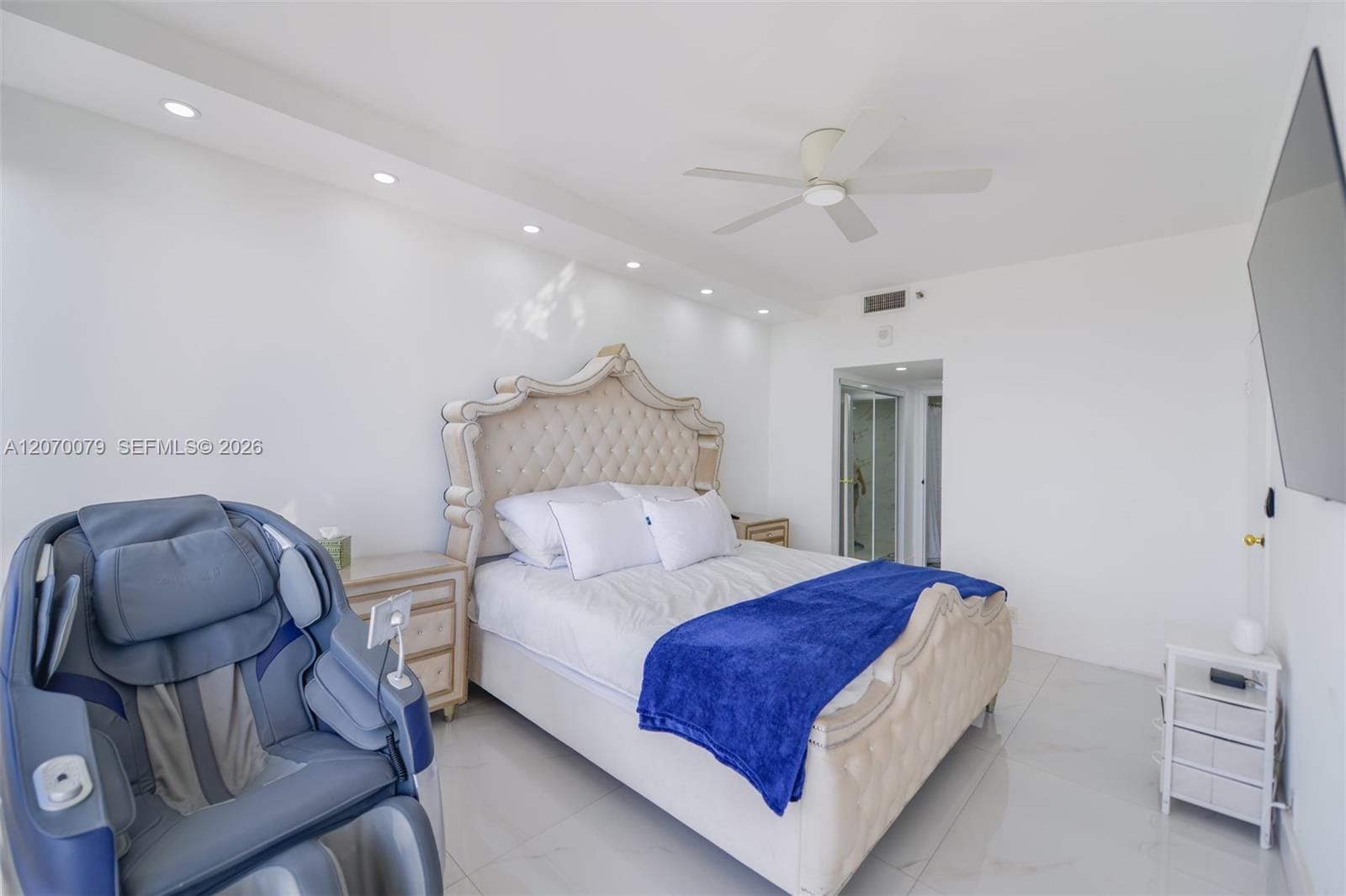 7601 E Treasure Drive PH103 — photo 11