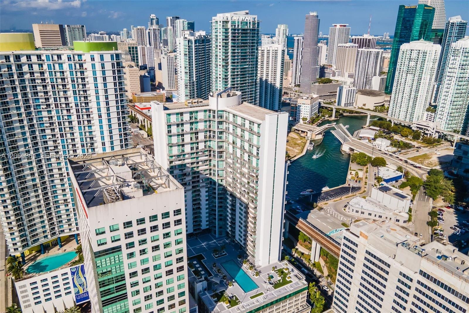 690 SW 1st Court 2507, Miami, FL 33130 photo 15
