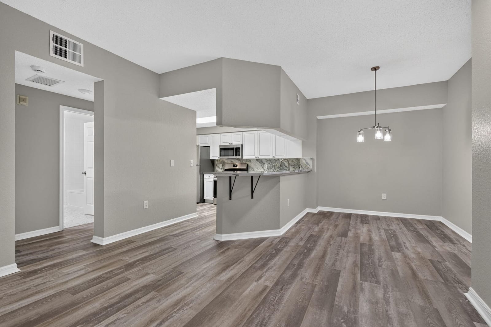 3022 ALCAZAR Place 301 — photo 11