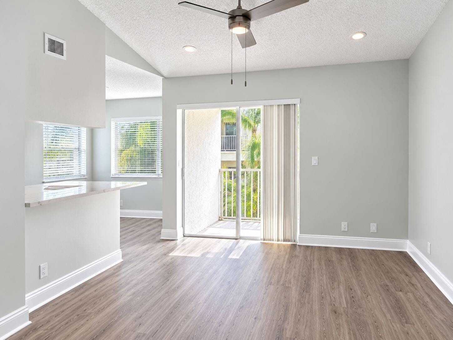 5612 ROCK ISLAND Road 172, Tamarac, FL 33319 photo 3